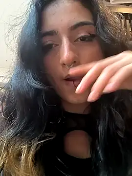 Snapshot of Lila_Desiree chatting on January 2025 10:01:01 PM Lila Desiree online show from January 2025 10:01:01 PM