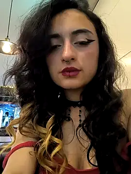 Snapshot of Lila_Desiree chatting on February 2025 02:14:01 AM Lila Desiree online show from February 2025 02:14:01 AM