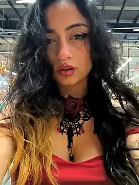 Snapshot of Lila_Desiree chatting on February 2025 12:48:02 AM Lila Desiree online show from February 2025 12:48:02 AM