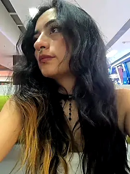 Snapshot of Lila_Desiree chatting on February 2025 01:00:01 AM Lila Desiree online show from February 2025 01:00:01 AM