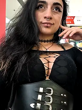 Snapshot of Lila_Desiree chatting on September 2025 10:09:01 PM Lila Desiree online show from September 2025 10:09:01 PM