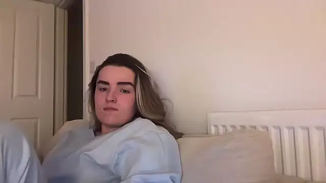 maisiesmithx online show from March 2026 12:37:02 AM