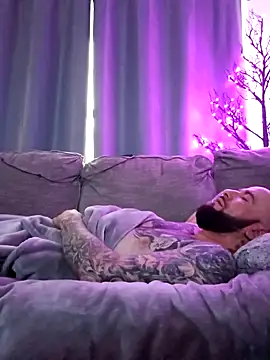 Beardedtattood online show from January 2025 08:21:02 PM