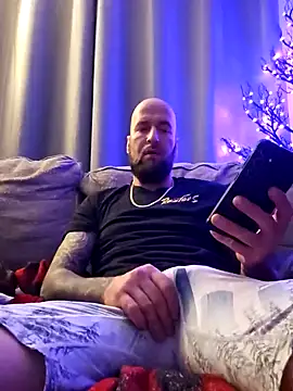 Beardedtattood online show from January 2025 02:38:01 AM