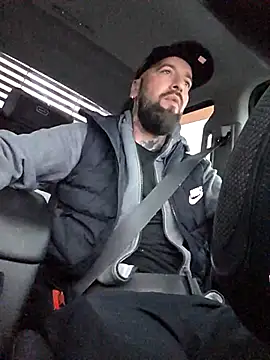 Beardedtattood online show from October 2025 12:17:02 PM