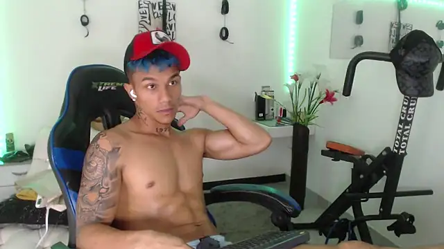 Leonard Price online show from February 2025 08:18:01 AM