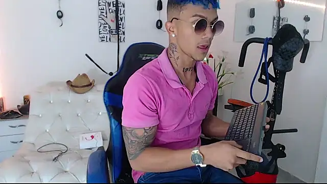 Leonard Price online show from March 2025 01:57:02 PM