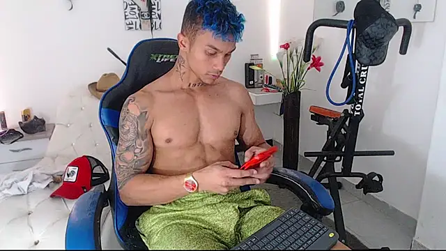 Leonard Price online show from March 2025 06:36:01 PM