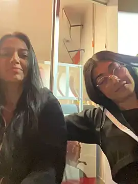 Annie-Hank online show from January 2025 06:24:02 AM