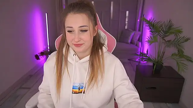 GentleAdellee online show from January 2025 01:46:01 PM