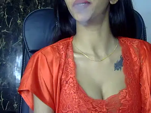 Snapshot of MAAYRA_09 chatting on February 2025 09:54:01 PM MAAYRA 09 online show from February 2025 09:54:01 PM