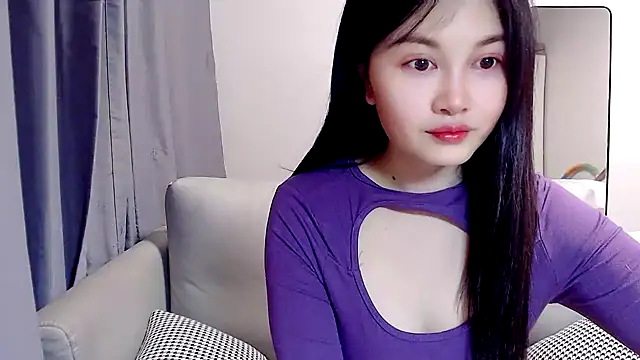 Snapshot of Little-sweet chatting on January 2025 01:10:01 AM Little-sweet online show from January 2025 01:10:01 AM