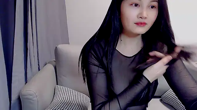 Snapshot of Little-sweet chatting on January 2025 10:21:02 AM Little-sweet online show from January 2025 10:21:02 AM