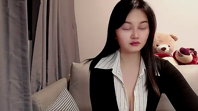 Snapshot of Little-sweet chatting on February 2025 02:03:02 AM Little-sweet online show from February 2025 02:03:02 AM