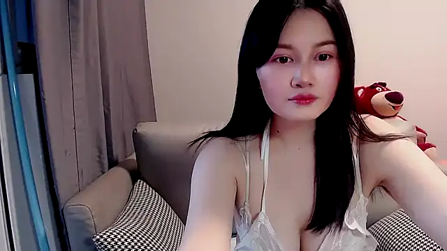 Snapshot of Little-sweet chatting on February 2025 04:44:02 AM Little-sweet online show from February 2025 04:44:02 AM
