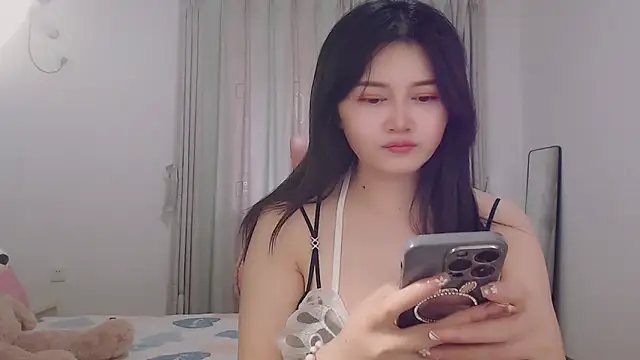 Snapshot of Little-sweet chatting on March 2025 02:30:02 AM Little-sweet online show from March 2025 02:30:02 AM