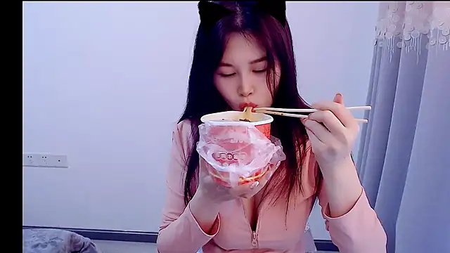 Little-sweet online show from November 2025 01:08:01 AM