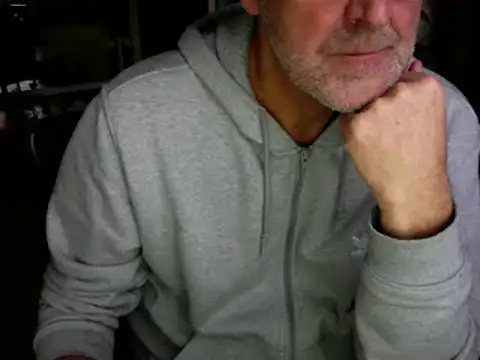 Snapshot of Traumsommer2 chatting on December 2024 02:22:01 PM Traumsommer2 online show from December 2024 02:22:01 PM