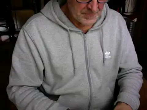 Snapshot of Traumsommer2 chatting on December 2024 12:23:01 PM Traumsommer2 online show from December 2024 12:23:01 PM