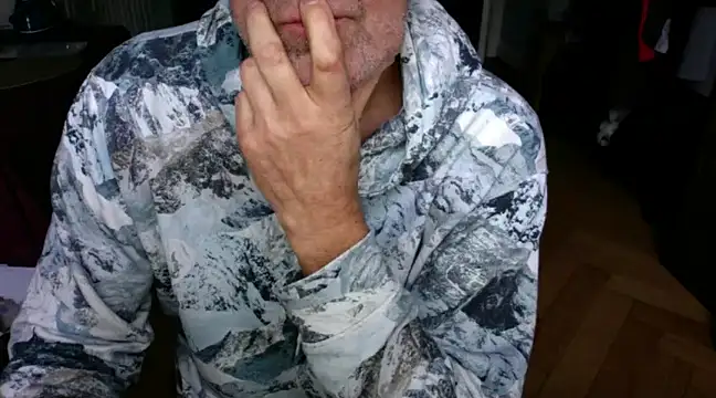 Snapshot of Traumsommer2 chatting on January 2025 01:28:01 PM Traumsommer2 online show from January 2025 01:28:01 PM