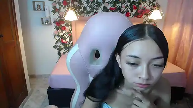 Snapshot of NathaliaSweet_11 chatting on December 2024 01:51:02 PM NathaliaSweet 11 online show from December 2024 01:51:02 PM