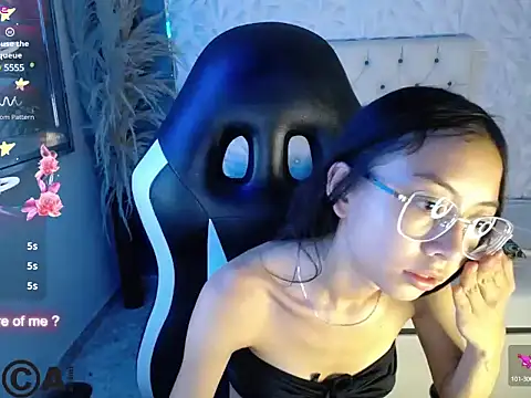 Snapshot of NathaliaSweet_11 chatting on February 2025 05:18:01 PM NathaliaSweet 11 online show from February 2025 05:18:01 PM
