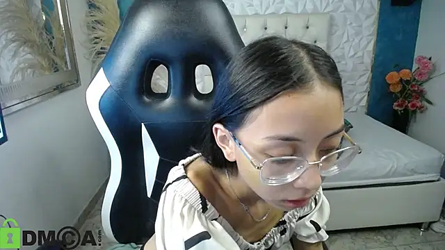 Snapshot of NathaliaSweet_11 chatting on March 2025 05:04:02 PM NathaliaSweet 11 online show from March 2025 05:04:02 PM