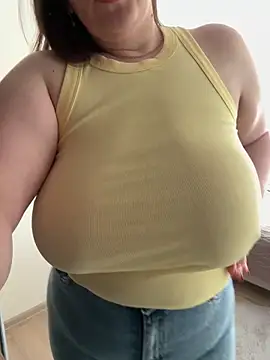 Your Hot Sister01 online show from March 2025 08:33:02 AM
