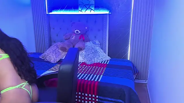 Susieeve online show from February 2025 09:31:01 PM