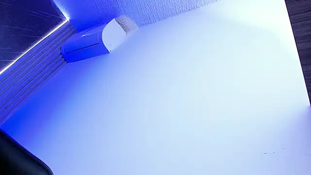 Susieeve online show from March 2025 12:11:01 AM