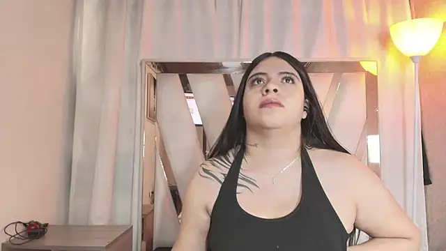 Naia x online show from April 2026 01:23:01 PM