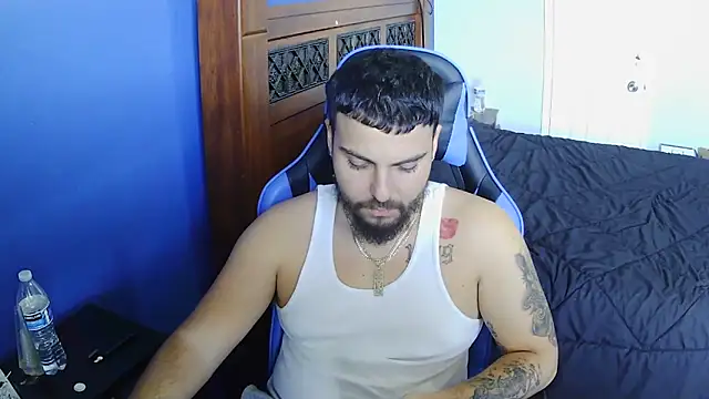 Snapshot of MasterKvn chatting on February 2025 07:21:01 PM MasterKvn online show from February 2025 07:21:01 PM