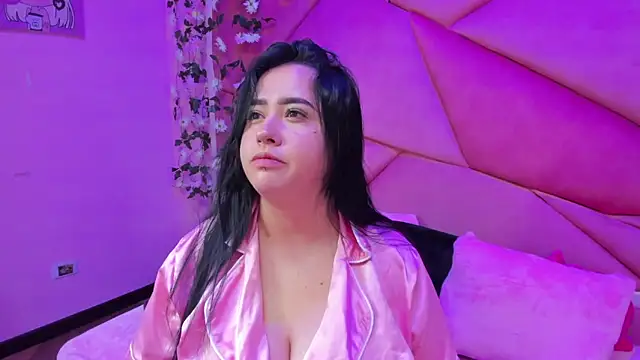 Victoria Rossy online show from October 2025 07:44:01 PM