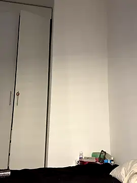 AgnesCampp online show from October 2025 05:09:01 PM