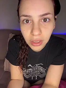 AgnesCampp online show from July 2026 02:37:02 AM