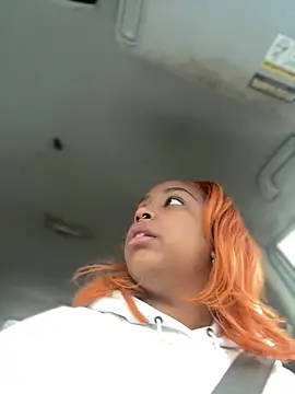 Jayhoney25 online show from October 2025 04:00:01 PM