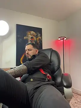 Ethan Castellano online show from October 2025 09:27:01 PM