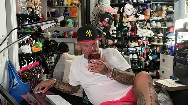 joeytatts66 online show from July 2026 12:48:02 AM