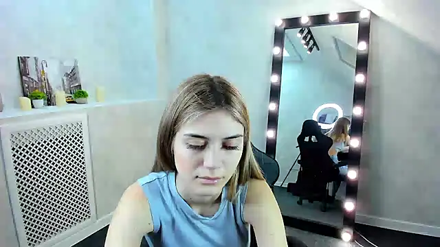 Cherry Price online show from December 2024 12:41:01 AM