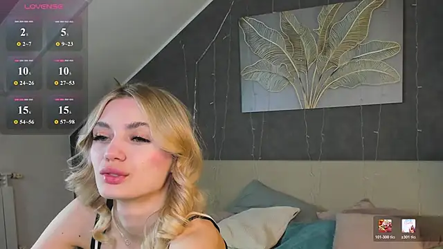 Snapshot of Cherry_Price chatting on May 2026 12:07:02 AM Cherry Price online show from May 2026 12:07:02 AM