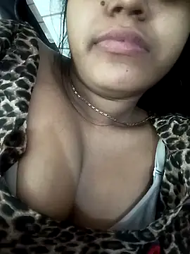 Snapshot of Sania-Love chatting on January 2025 07:59:02 PM Sania-Love online show from January 2025 07:59:02 PM