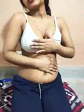 Snapshot of Sania-Love chatting on February 2025 11:34:02 AM Sania-Love online show from February 2025 11:34:02 AM