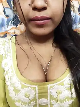 Snapshot of Sania-Love chatting on March 2025 09:32:02 PM Sania-Love online show from March 2025 09:32:02 PM