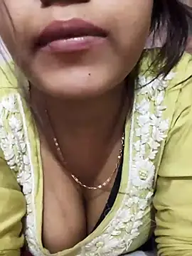 Snapshot of Sania-Love chatting on March 2025 08:00:01 PM Sania-Love online show from March 2025 08:00:01 PM