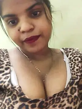 Snapshot of Sania-Love chatting on March 2025 06:56:01 PM Sania-Love online show from March 2025 06:56:01 PM