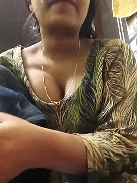 Snapshot of Sania-Love chatting on March 2025 12:27:02 AM Sania-Love online show from March 2025 12:27:02 AM