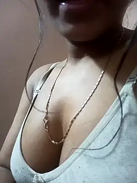 Snapshot of Sania-Love chatting on March 2025 10:25:02 AM Sania-Love online show from March 2025 10:25:02 AM