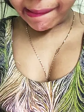 Snapshot of Sania-Love chatting on March 2025 07:53:02 PM Sania-Love online show from March 2025 07:53:02 PM