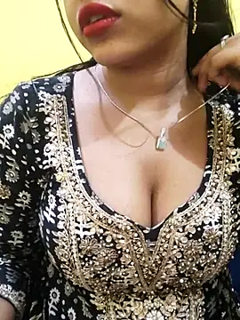 Snapshot of Sania-Love chatting on October 2025 12:58:01 AM Sania-Love online show from October 2025 12:58:01 AM