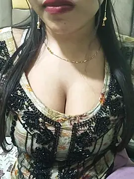 Snapshot of Sania-Love chatting on June 2026 02:12:01 AM Sania-Love online show from June 2026 02:12:01 AM